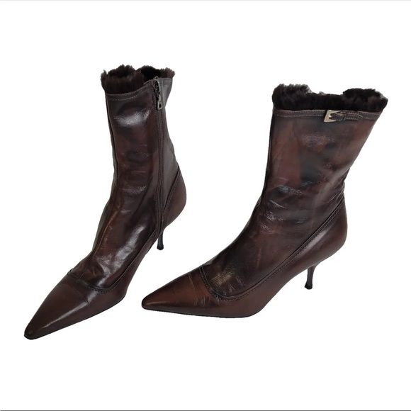 PRADA Brown Leather Zip Heel Booties with Soft inside Fur EU Sz 36, US 6, Italy - Picture 1 of 16